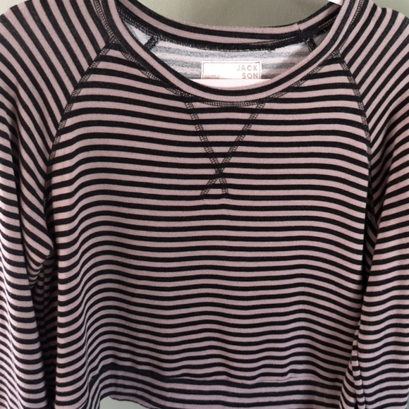 Jackson Rowe Striped Crop Style Long Sleeve Soft Casual Top Sz Medium - Picture 3 of 8